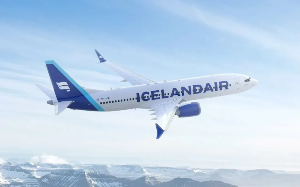 Bain Capital felur hlut sinn í Icelandair í skattaparadís