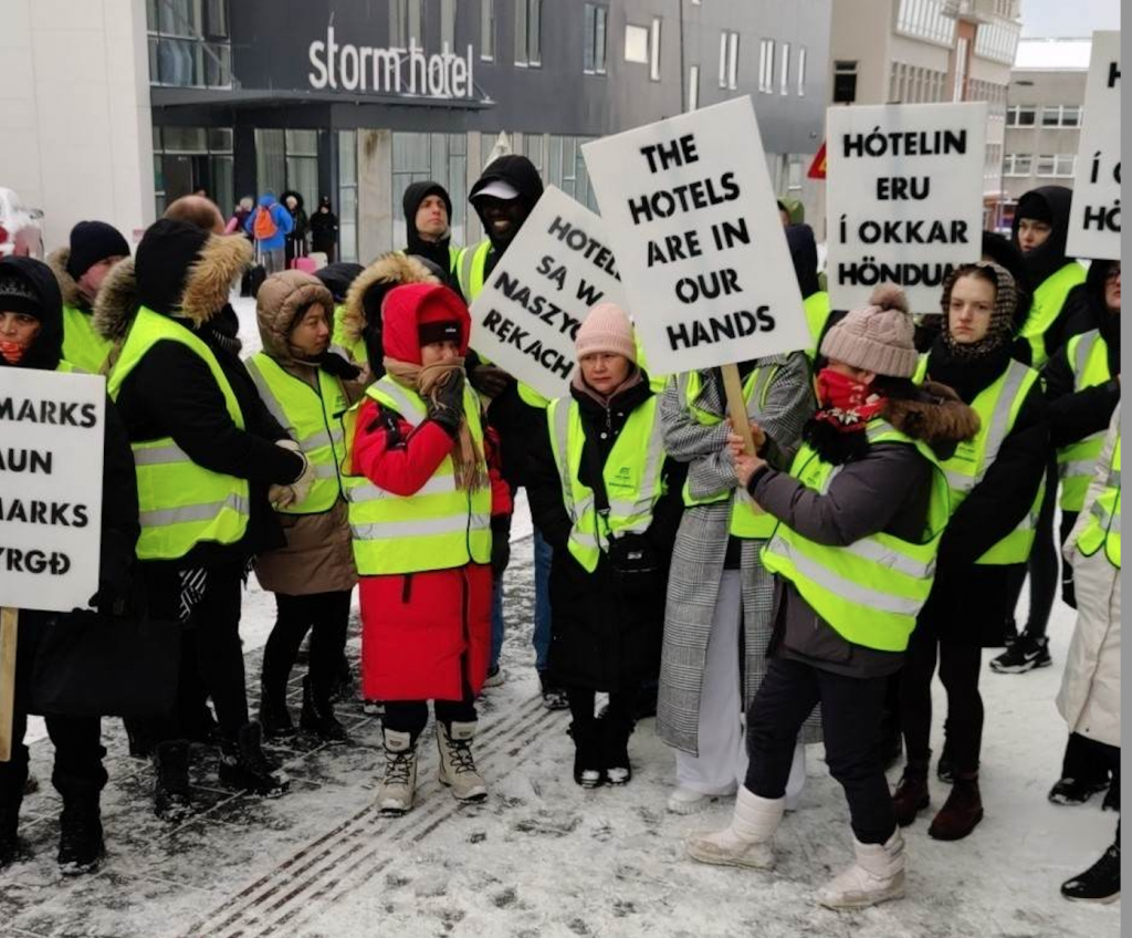 Veifuðu bréfi frá Halldóri Benjamín sér til varnar