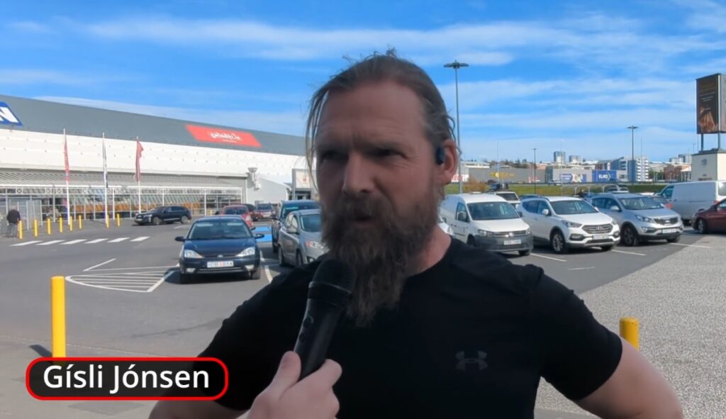 Er of mikið af ferðamönnum? „Hæfilega mikið en við þurfum að passa okkur.“