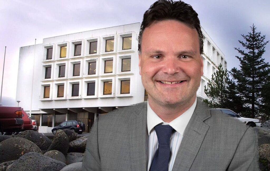 Á sjötta tug opinberra starfsmanna í vinnu við að koma málstað Sjálfstæðisflokksins á framfæri