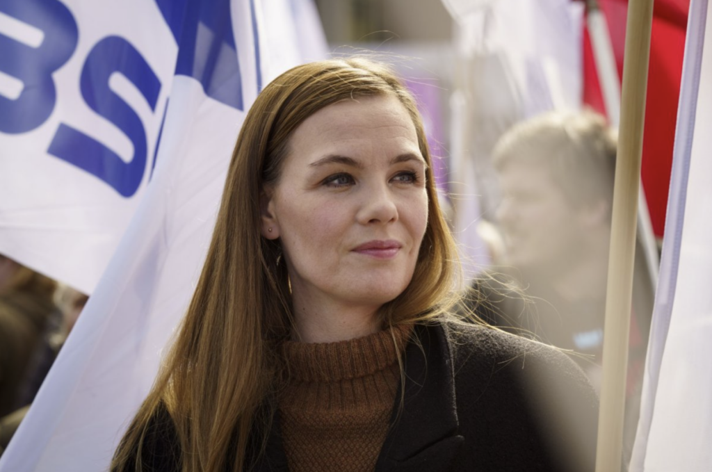 Mönnunarvandi endurspegli lág laun og álag í starfi