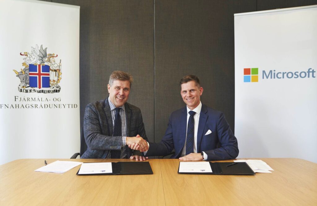 Milljarða ávinningur ríkisins af samningi við Microsoft hvergi sjáanlegur