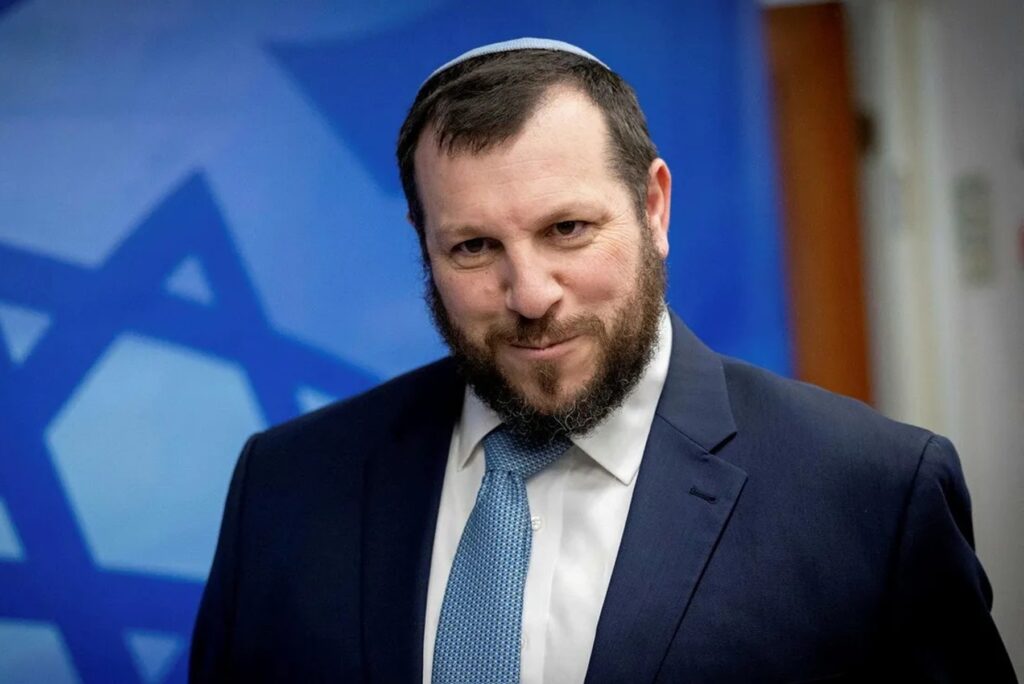 Að varpa kjarnorkusprengju á Gasa er „einn möguleiki,“ sagði ráðherra þjóðararfs