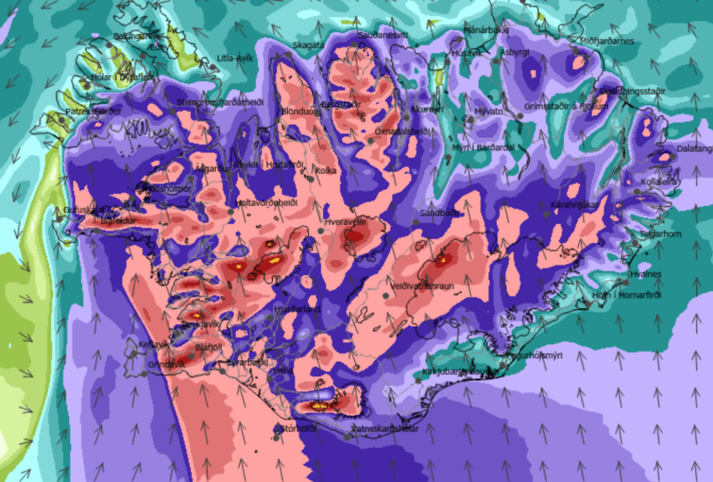 Hættulega hvasst, eldingar og snjóflóðahætta
