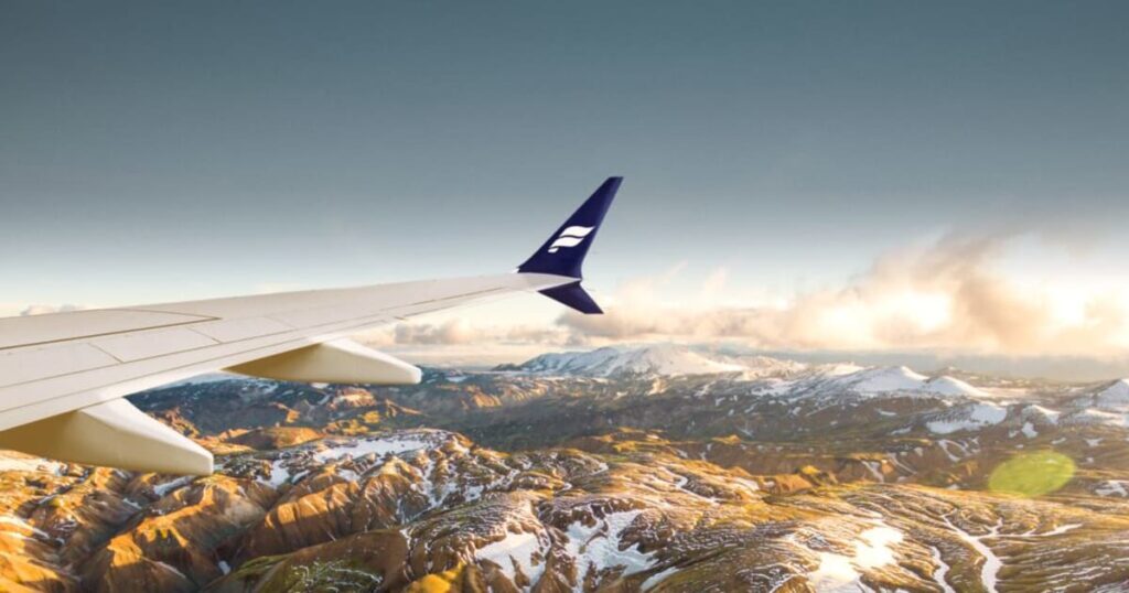 Eyjamenn séð það svartara en lágflugið