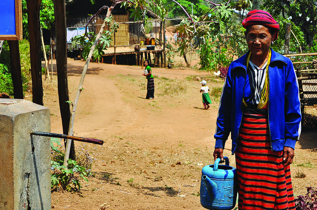 Borgarastyrjöldin í Myanmar steypir helmingi þjóðarinnar í örbirgð