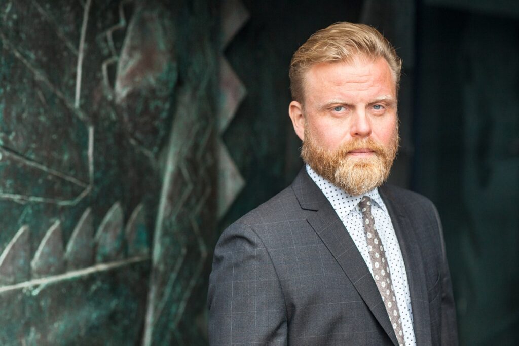 Sakar seðlabankastjóra um dómgreindarskort
