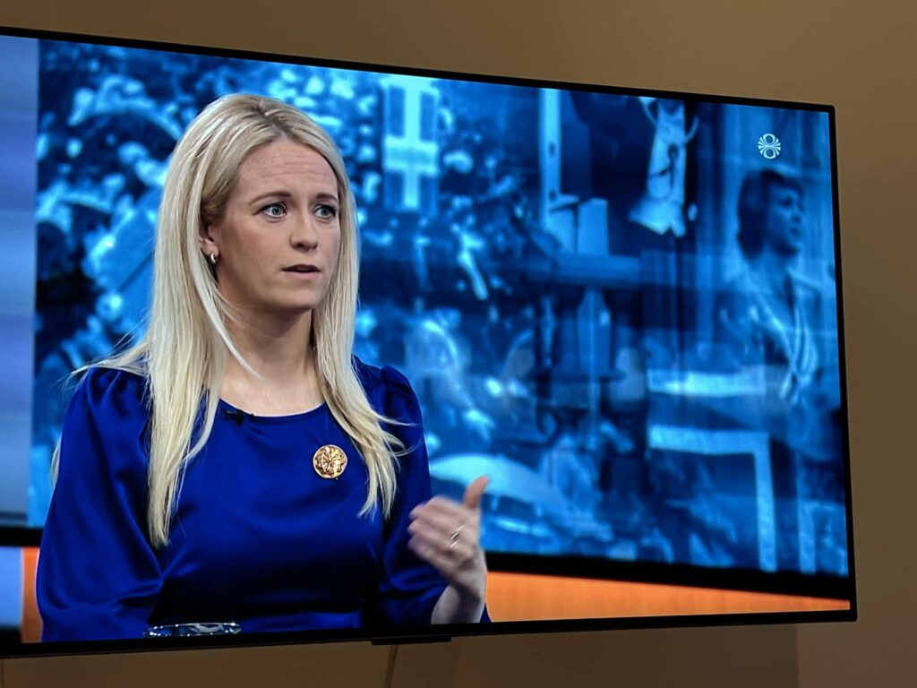 Vottur af yfirlæti í Forustusætinu með Höllu Hrund