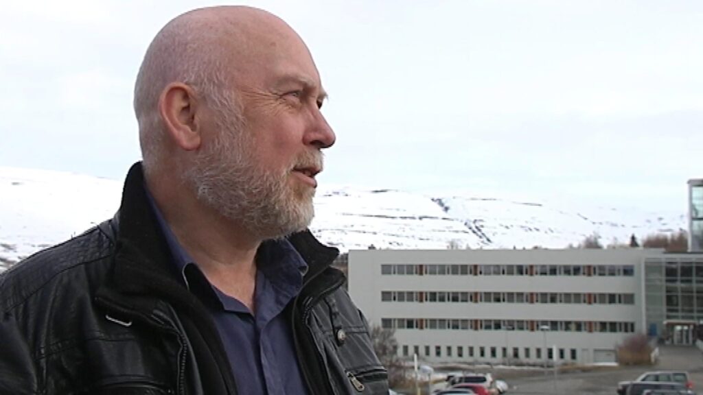 Hóta að lögsækja Smáraskóla vegna hinsegin fræða