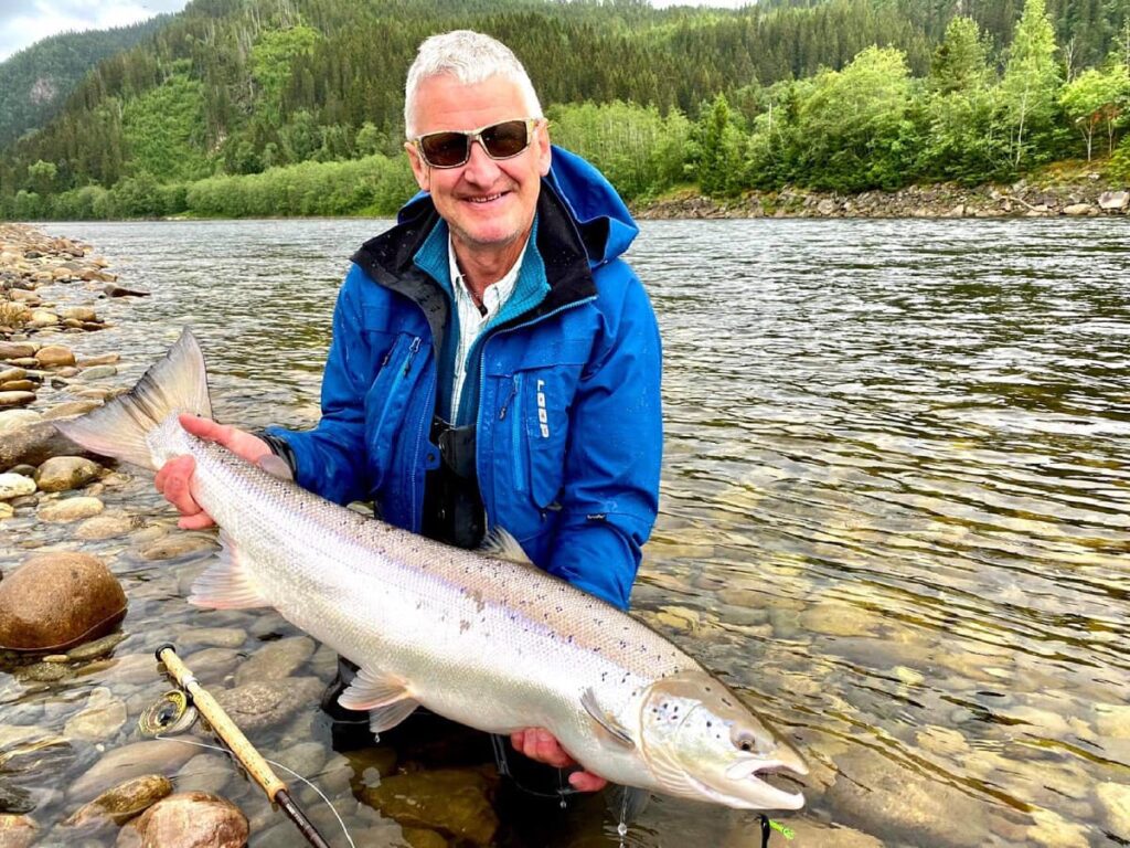 Enginn þingflokkur hafi tekið fiskeldismálið alvarlega – Valið sé á milli verndun náttúrunnar eða fylla norska vasa af íslensku gulli