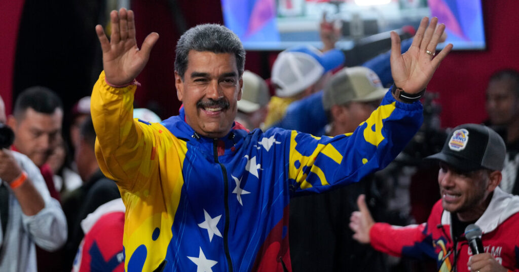 Eftirlitsaðilar staðfesta að kosningarnar í Venesúela fóru heiðarlega fram – Maduro vann – fullyrðingar stjórnarandstöðunnar um kosningasvindl standast ekki skoðun