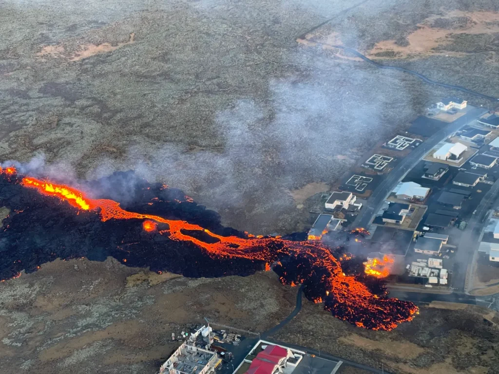 Sérsveitin ekki í grunnskólann í Grindavík