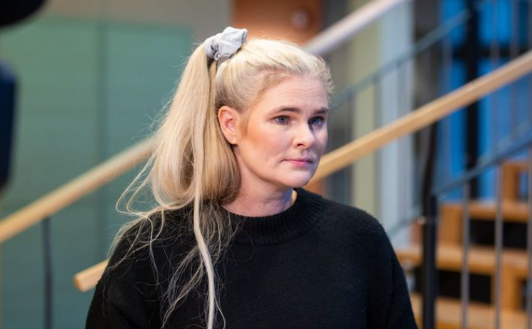 Braut Hildur Sverrisdóttir gegn stjórnarskránni?
