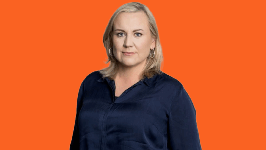 Dómsmálaráðherra svarar með skætingi